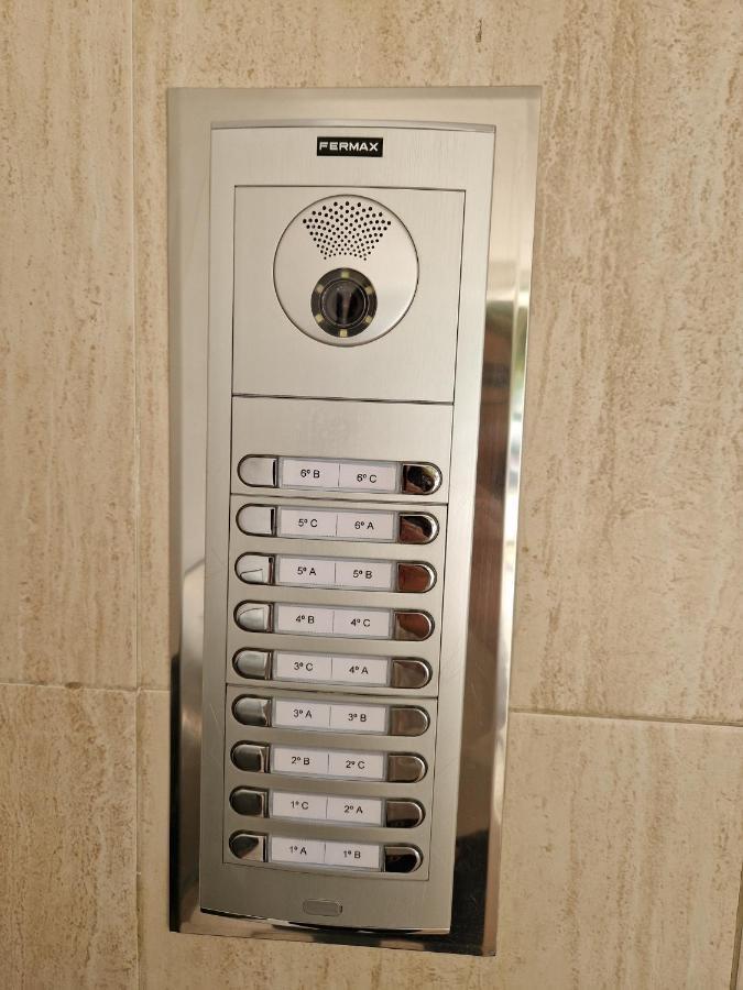 マラガPiso 110M² En El Palo Con Parking Cerca De La Playaアパートメント エクステリア 写真