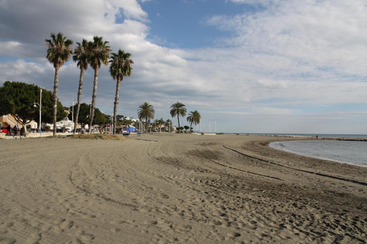 マラガPiso 110M² En El Palo Con Parking Cerca De La Playaアパートメント エクステリア 写真